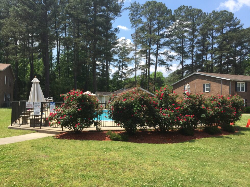 Blues Farm Estates of Laurinburg, NC Quiet Garden Apartments
